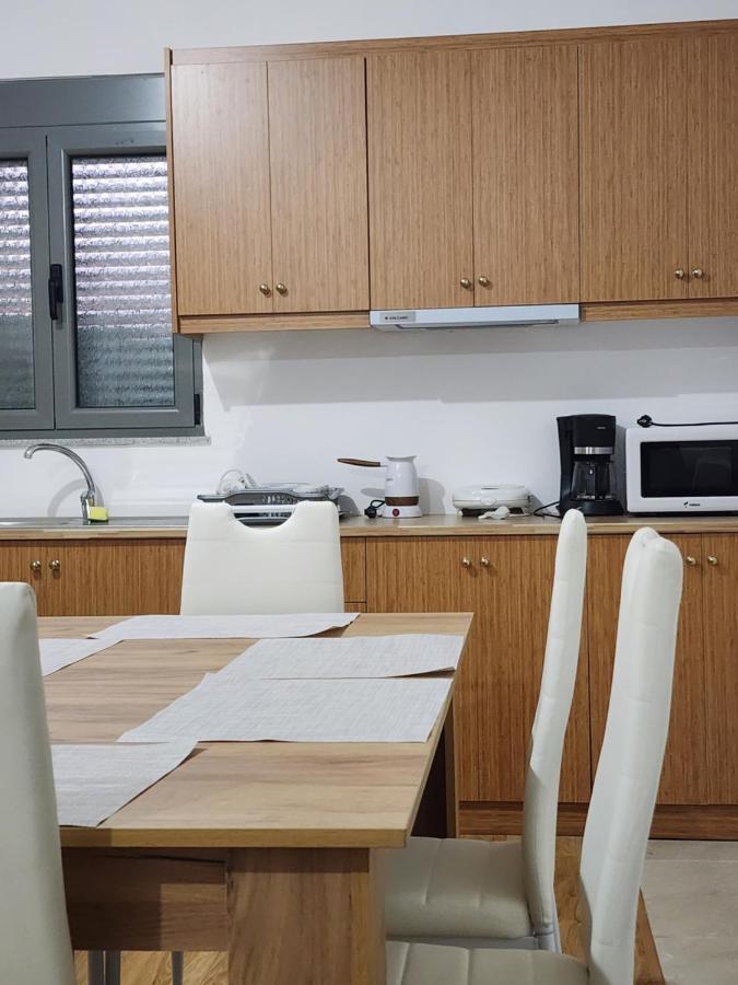 Brana Apartments Саранда Екстер'єр фото
